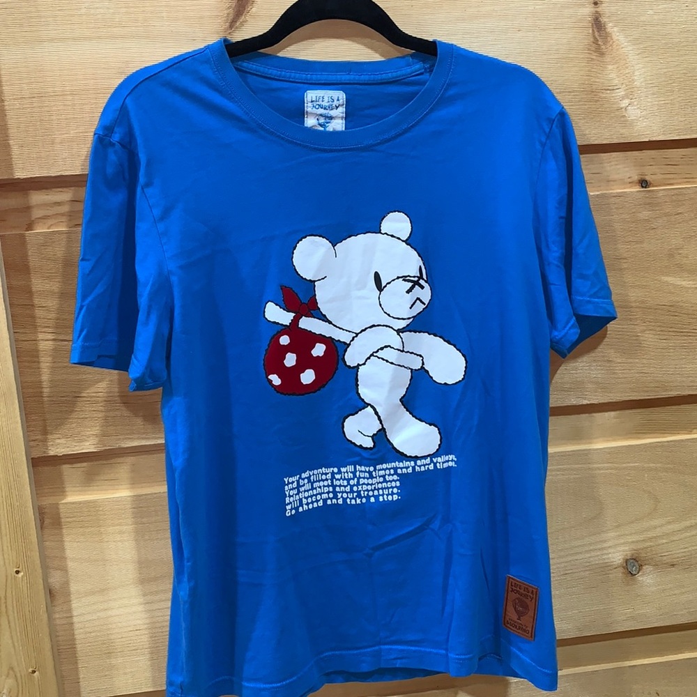 EUC Life is a Journey Giordano large tee shirt